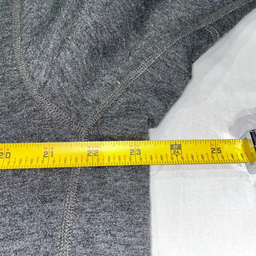 The North Face Mens XL Gray Long Sleeve Crew Neck Shirt A3MG5 FA18 Cotton Blend